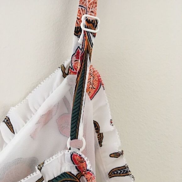 LOFT white & floral tank top | NWT | Size M - Picture 5 of 9